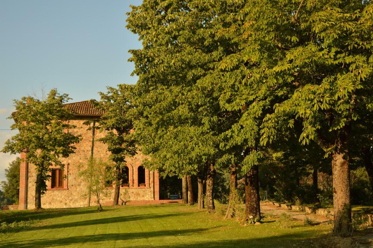 Agriturismo Riparossa アッレローナ エクステリア 写真