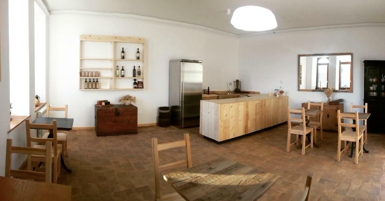 Agriturismo Riparossa アッレローナ エクステリア 写真